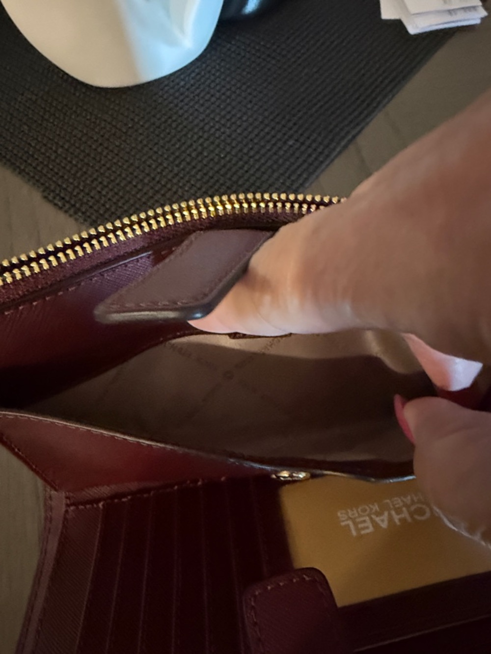 Michael Kors Burgundy Lg Double Zip Saffiano Leather Zip Card Case Wristlet - Picture 6 of 7
